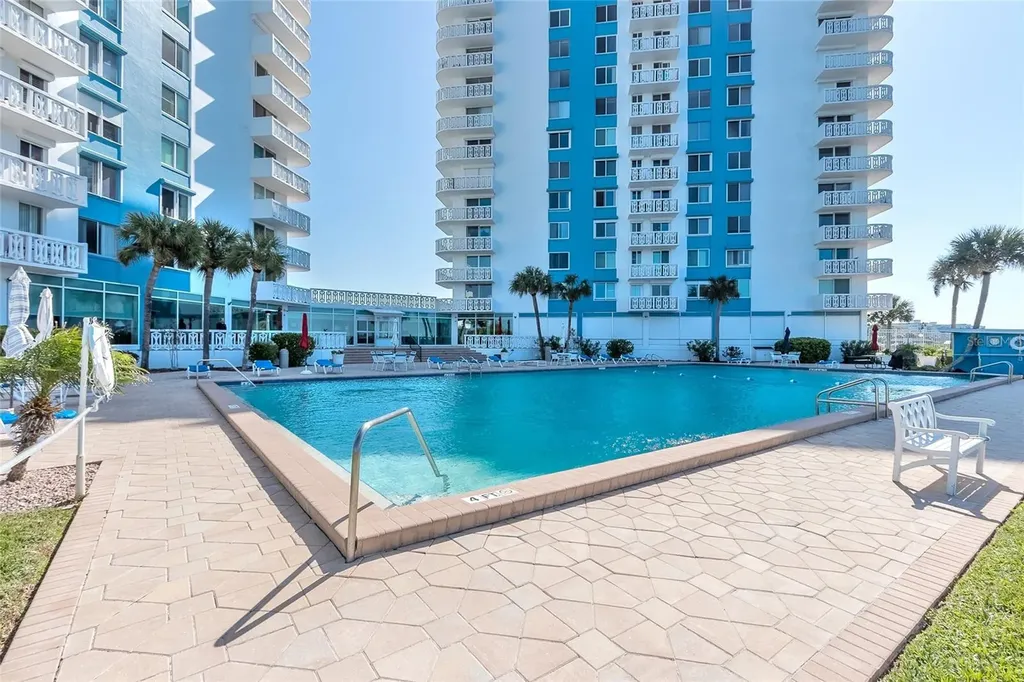 935 N Halifax Avenue Daytona Beach FL 32118