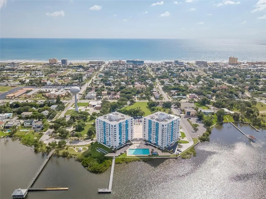 935 N Halifax Avenue Daytona Beach FL 32118
