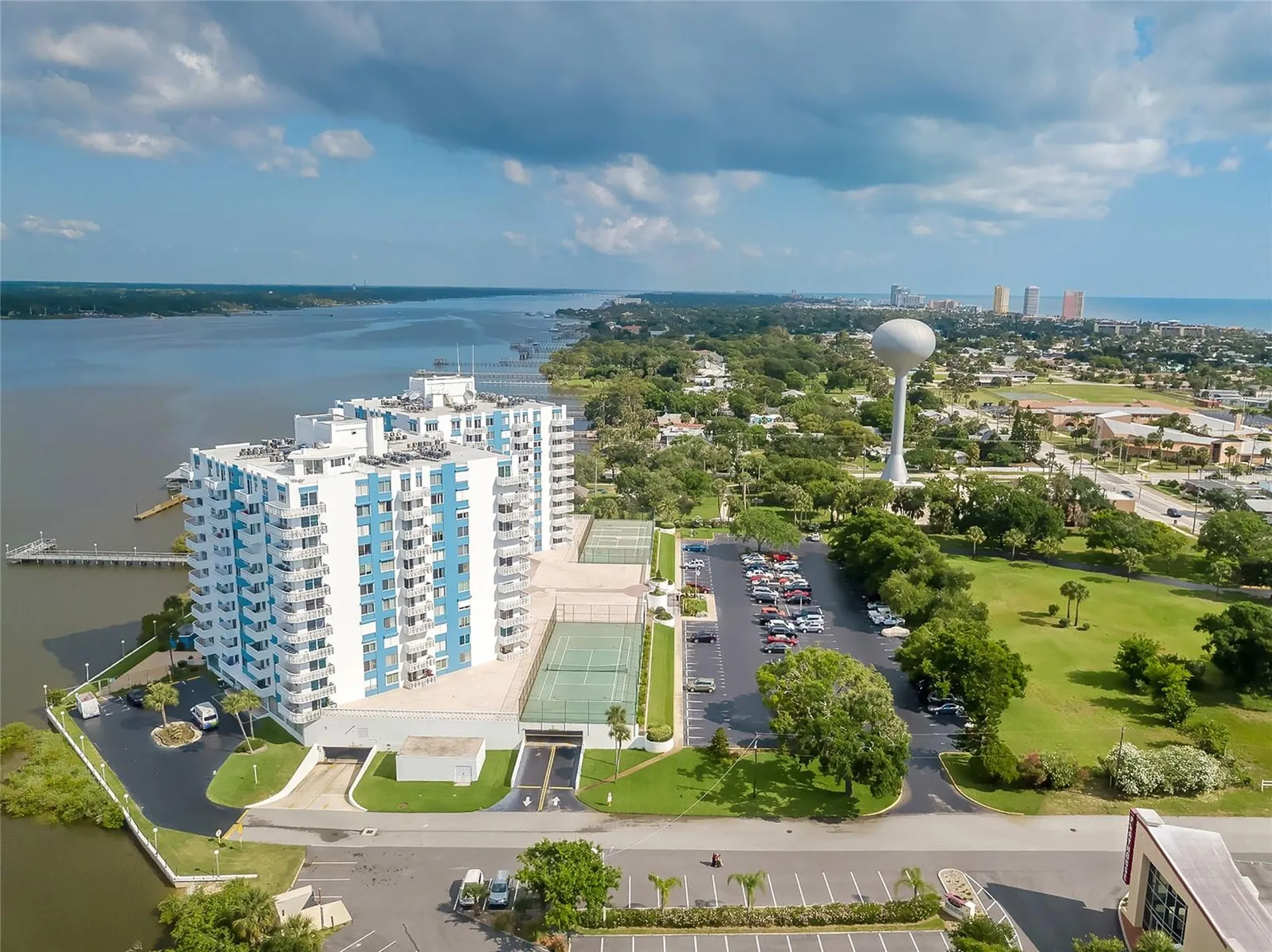 935 N Halifax Avenue Daytona Beach FL 32118