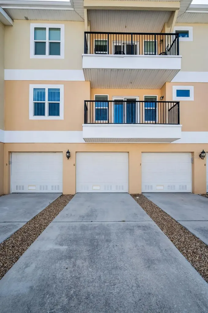5064 Royal Palms Way New Port Richey FL 34652