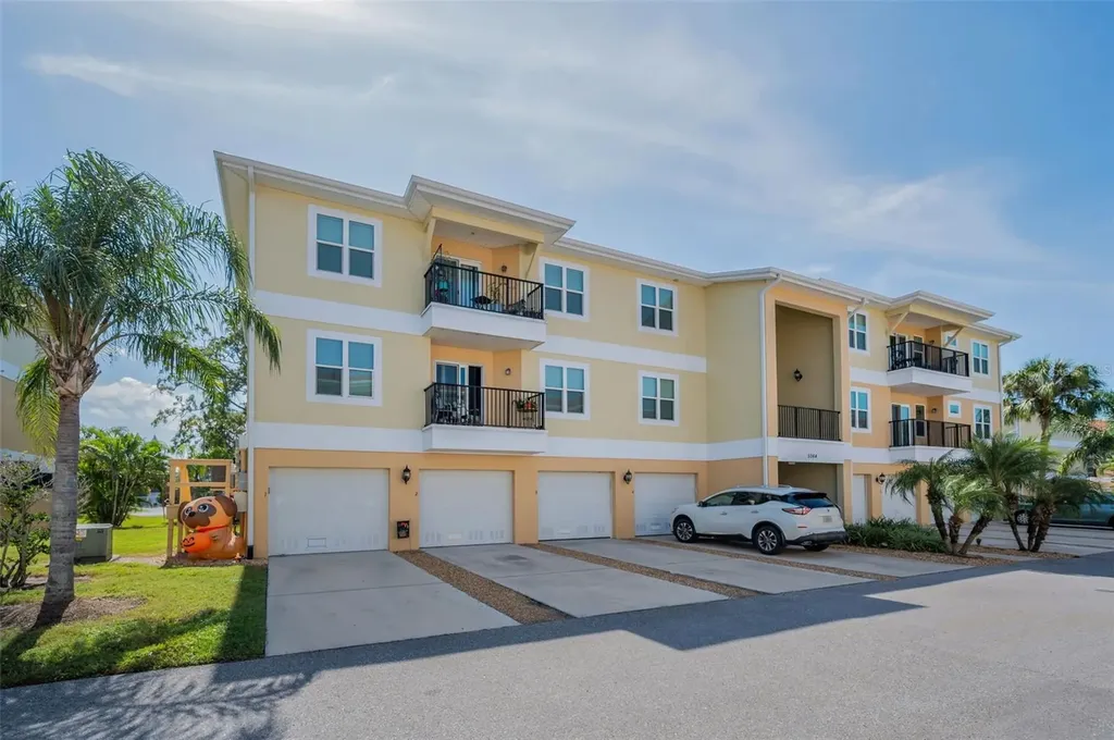 5064 Royal Palms Way New Port Richey FL 34652