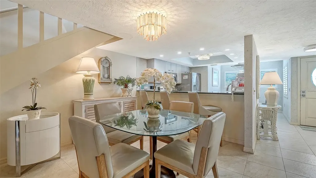 1225 Siesta Bayside Drive Sarasota FL 34242