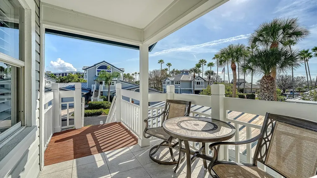 1225 Siesta Bayside Drive Sarasota FL 34242