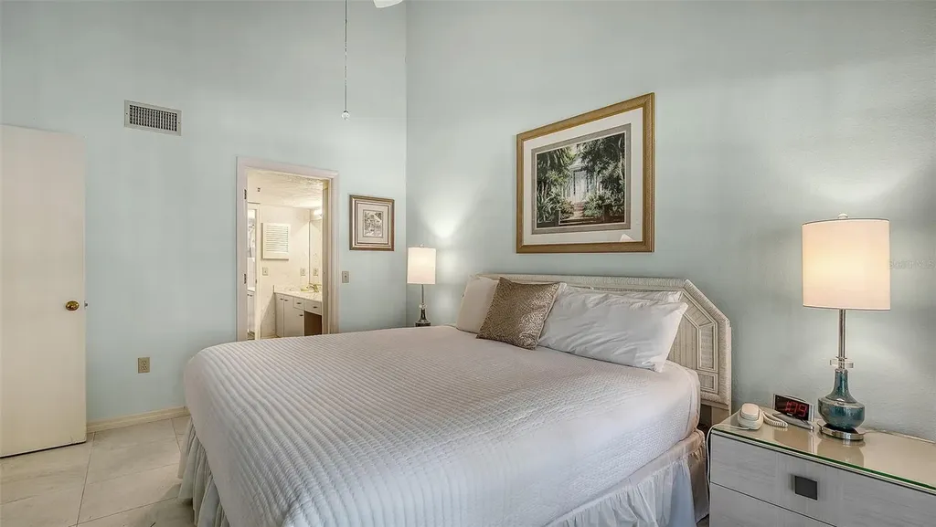 1225 Siesta Bayside Drive Sarasota FL 34242