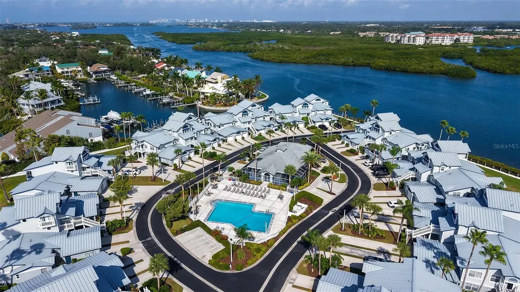 1225 Siesta Bayside Drive Sarasota FL 34242