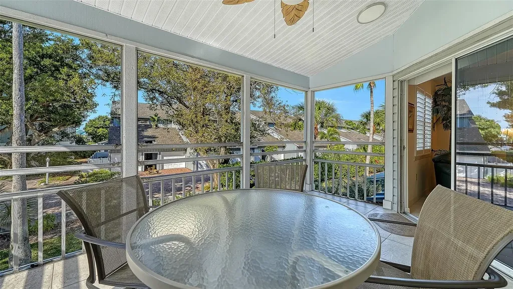 1225 Siesta Bayside Drive Sarasota FL 34242