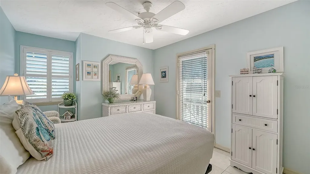 1225 Siesta Bayside Drive Sarasota FL 34242