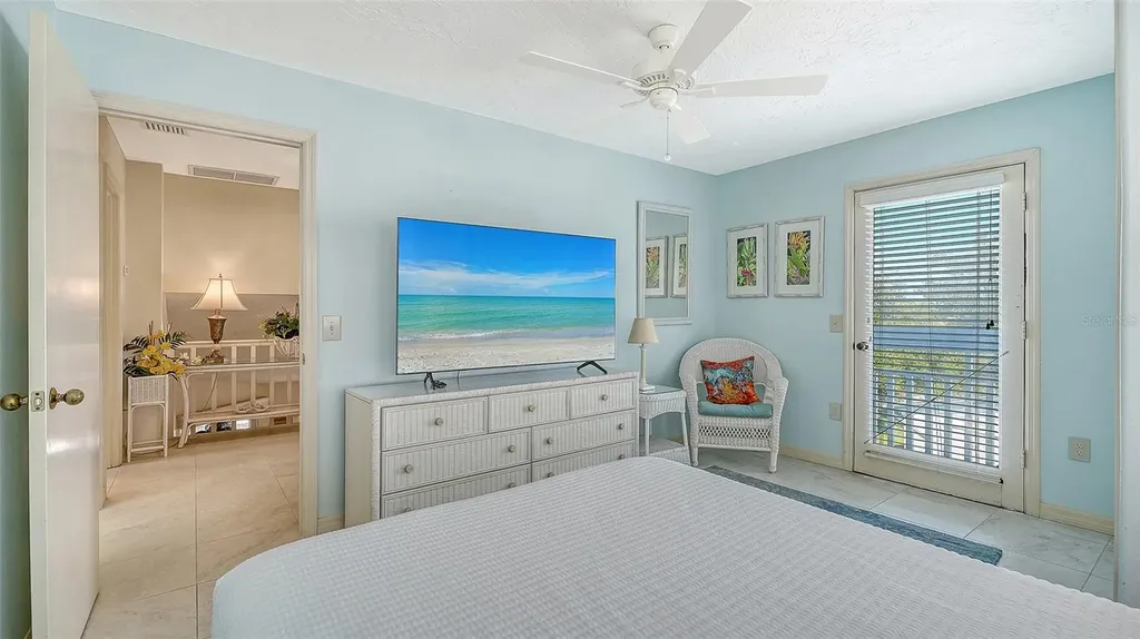 1225 Siesta Bayside Drive Sarasota FL 34242