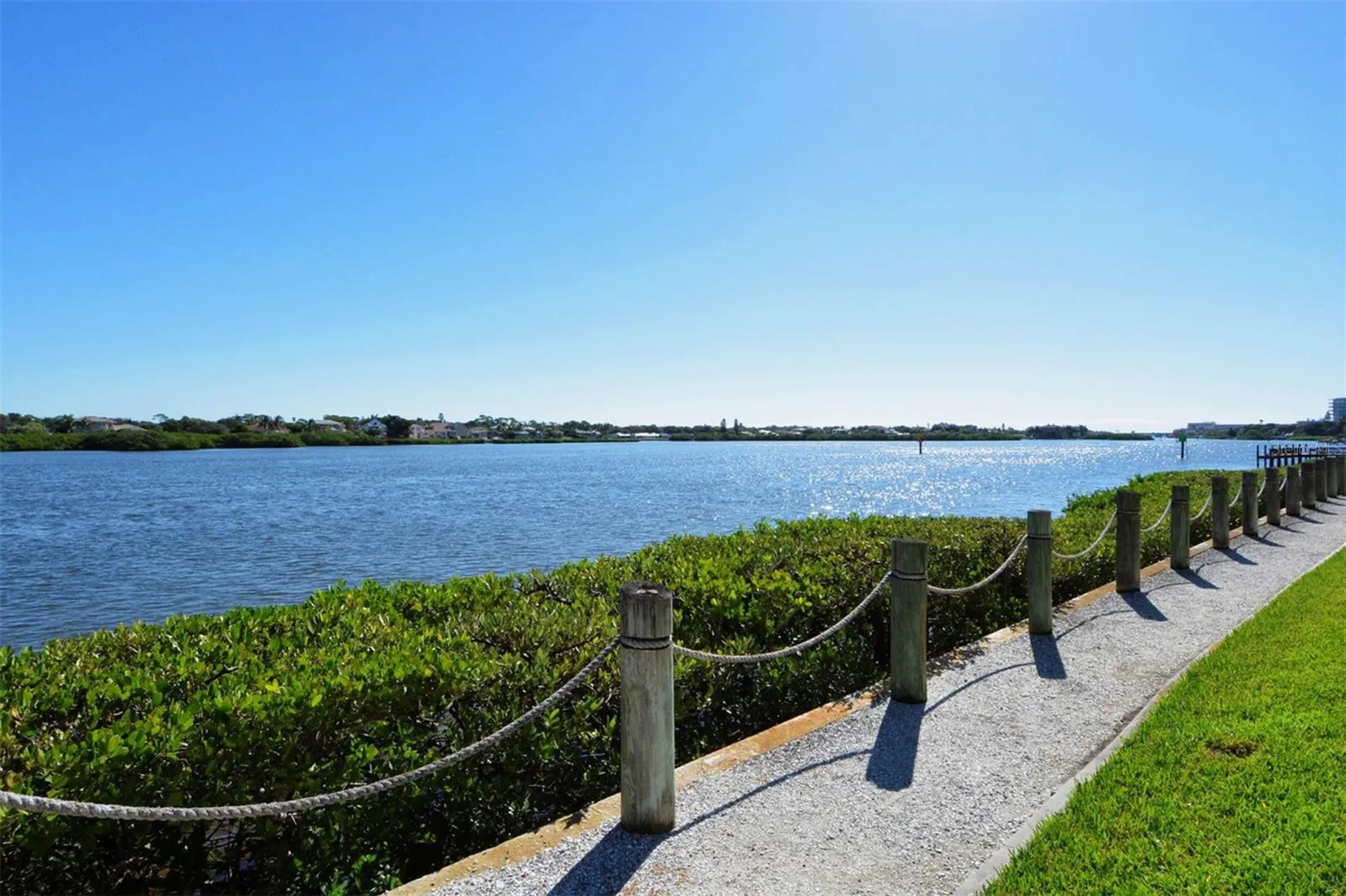 1225 Siesta Bayside Drive Sarasota FL 34242