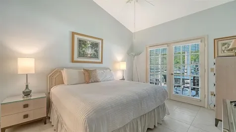 1225 Siesta Bayside Drive Sarasota FL 34242