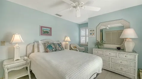 1225 Siesta Bayside Drive Sarasota FL 34242
