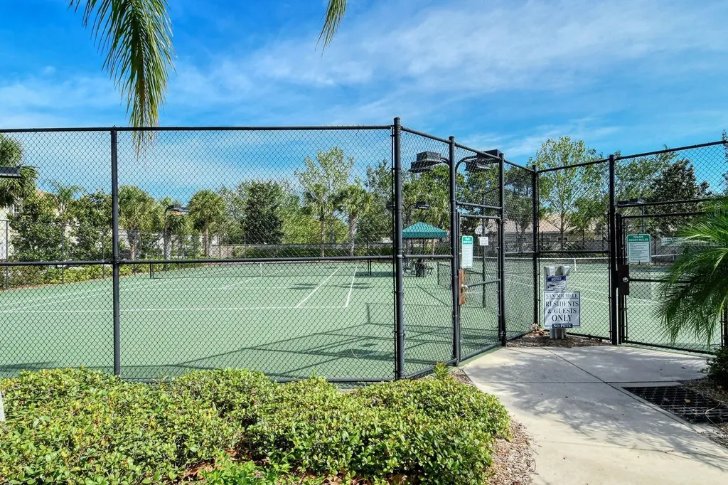 3776 82nd Avenue Circle E Sarasota FL 34243