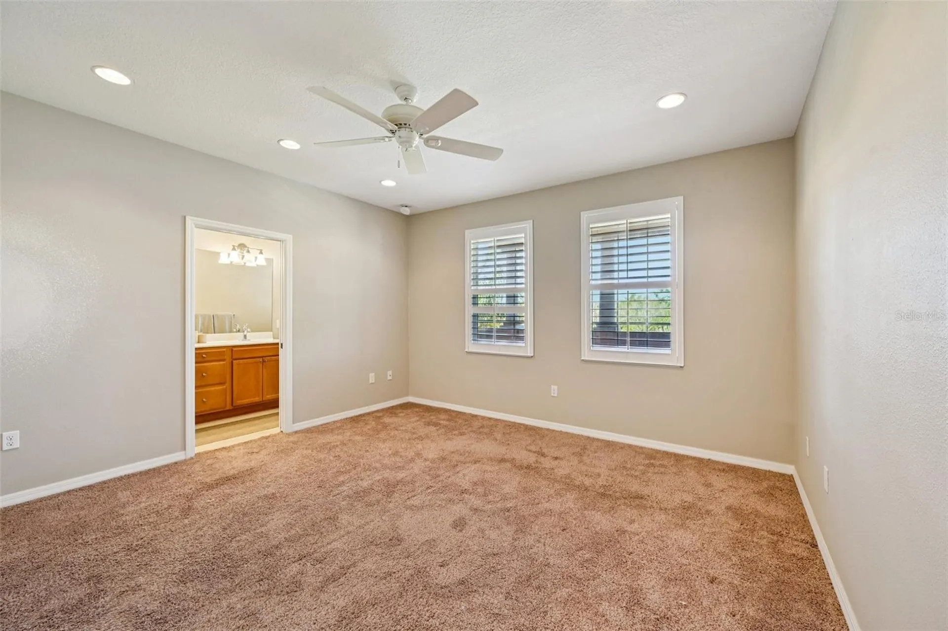 3776 82nd Avenue Circle E Sarasota FL 34243