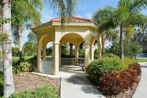 3776 82nd Avenue Circle E Sarasota FL 34243