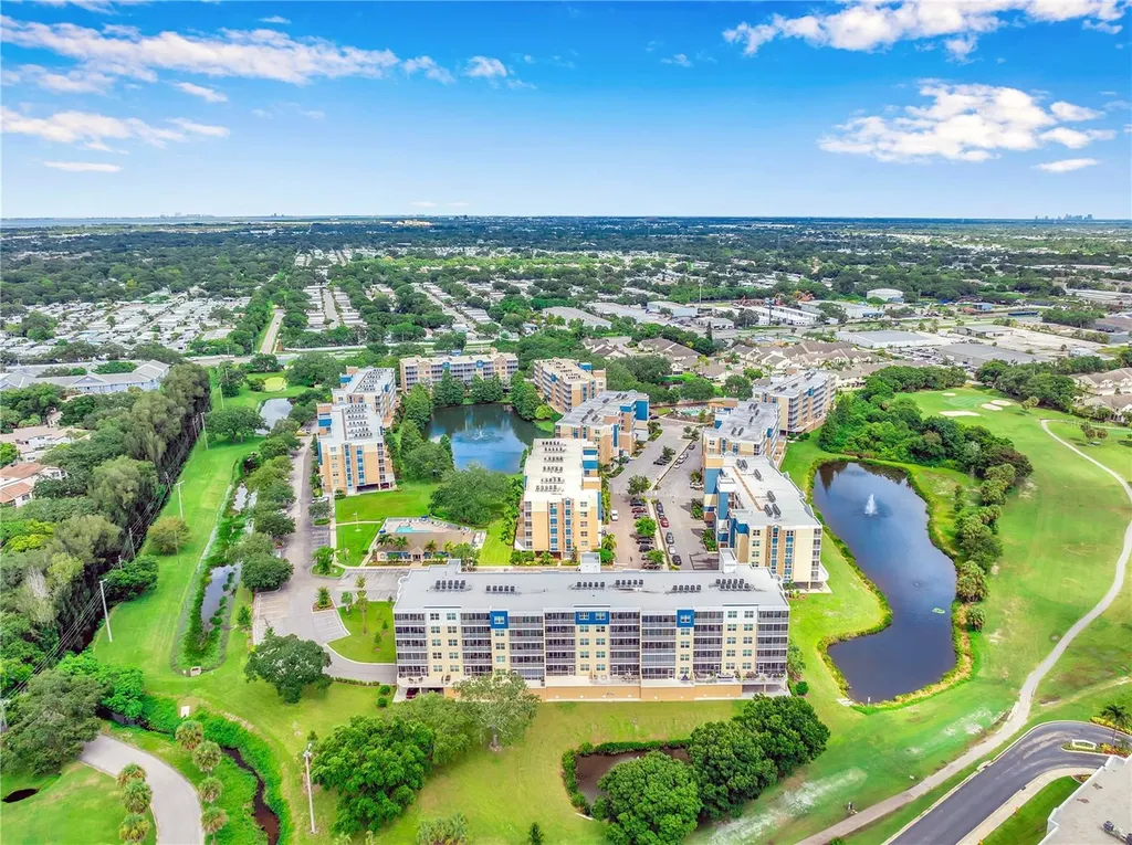 960 Starkey Road Largo FL 33771