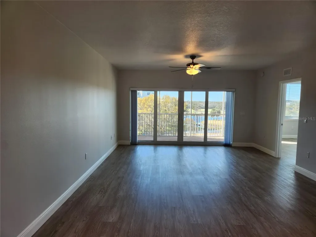 960 Starkey Road Largo FL 33771