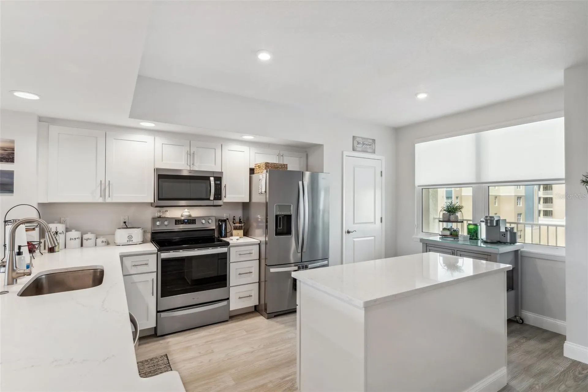 960 Starkey Road Largo FL 33771