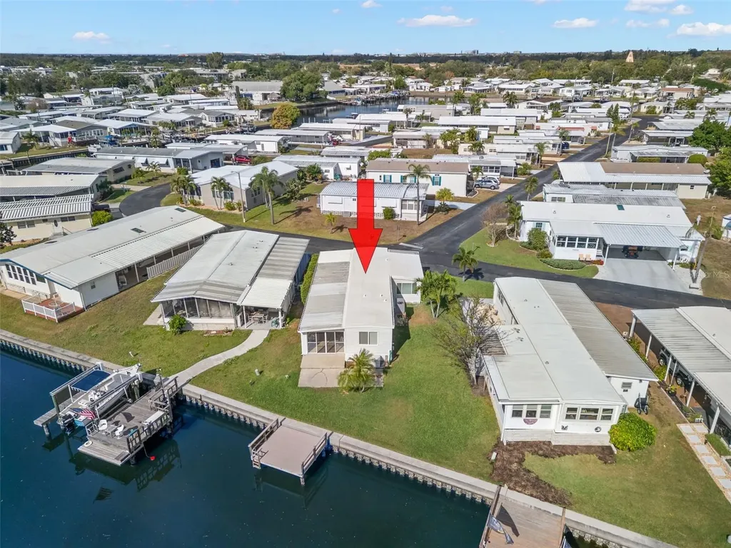 340 Mount Oak Avenue NE St Petersburg FL 33702