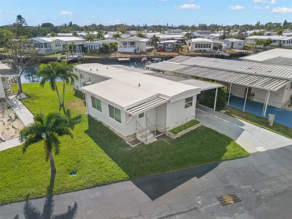 340 Mount Oak Avenue NE St Petersburg FL 33702