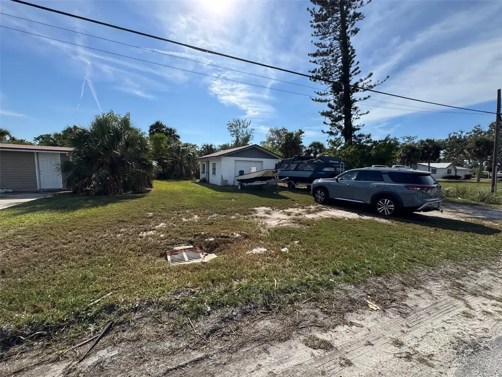1021 Canal Street Ruskin FL 33570