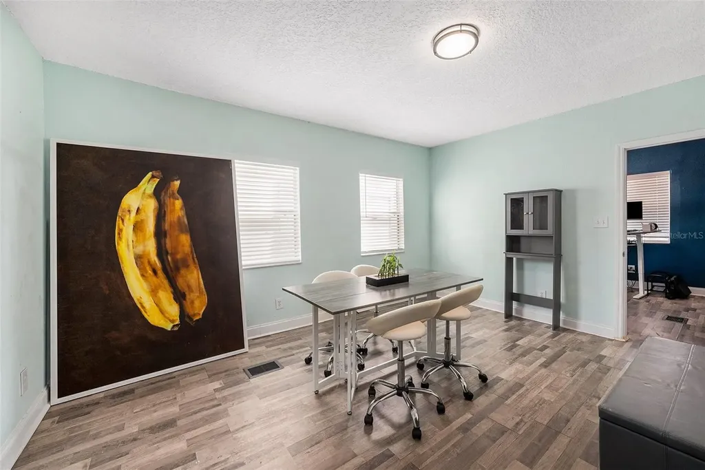 119 W Keyes Avenue Tampa FL 33602