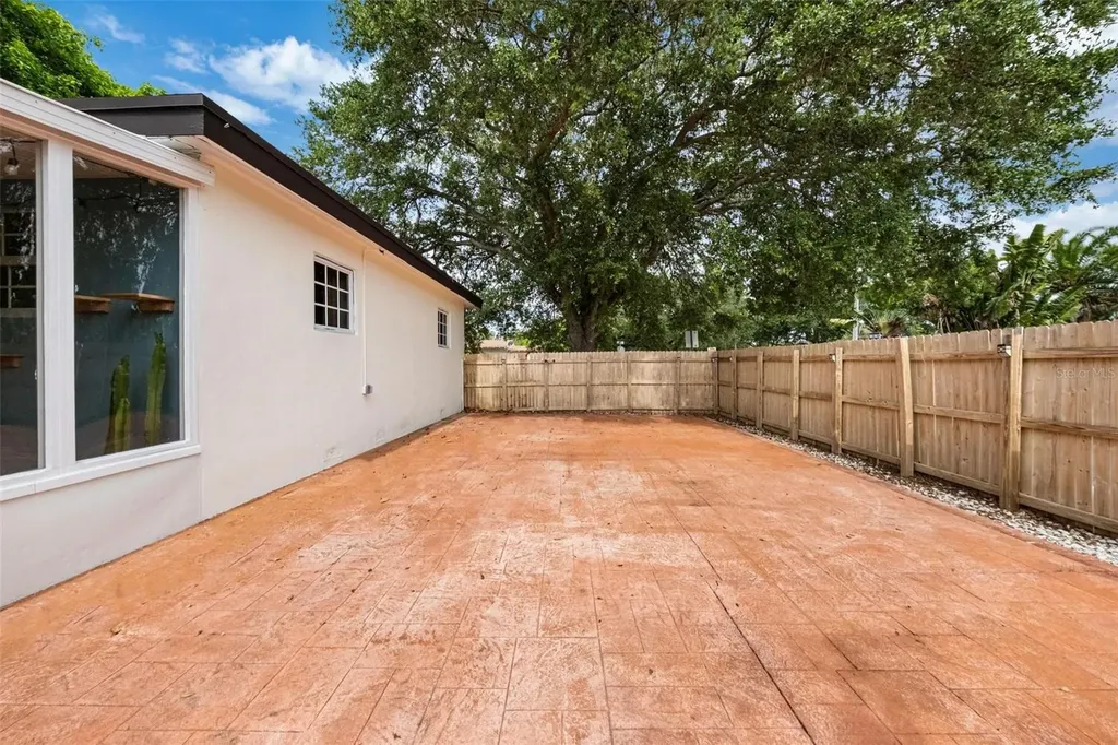 12995 NE 5th Avenue North Miami FL 33161