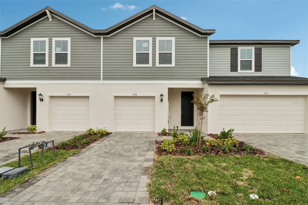 690 Muhly Way Lady Lake FL 32159