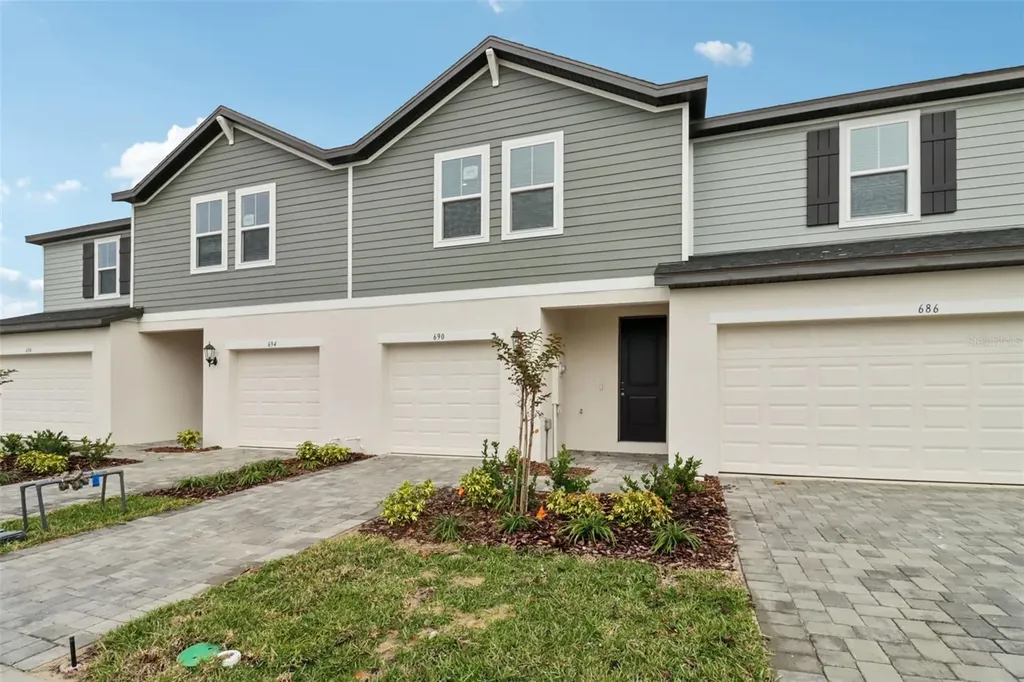 690 Muhly Way Lady Lake FL 32159