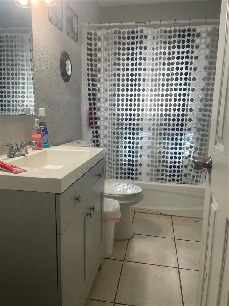 1112 6th Street E Bradenton FL 34208
