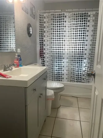 1112 6th Street E Bradenton FL 34208