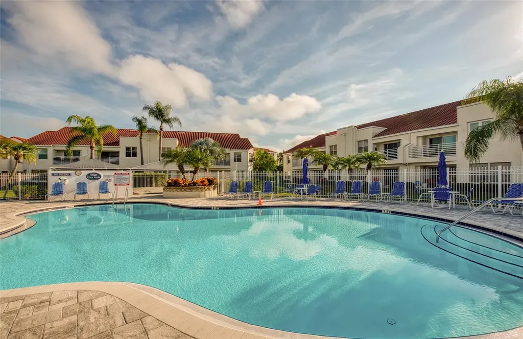 6047 Bahia Del Mar Boulevard St Petersburg FL 33715