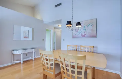 6047 Bahia Del Mar Boulevard St Petersburg FL 33715