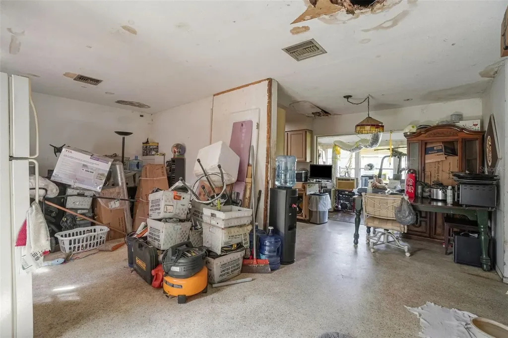 260 Longwood Drive Osteen FL 32764