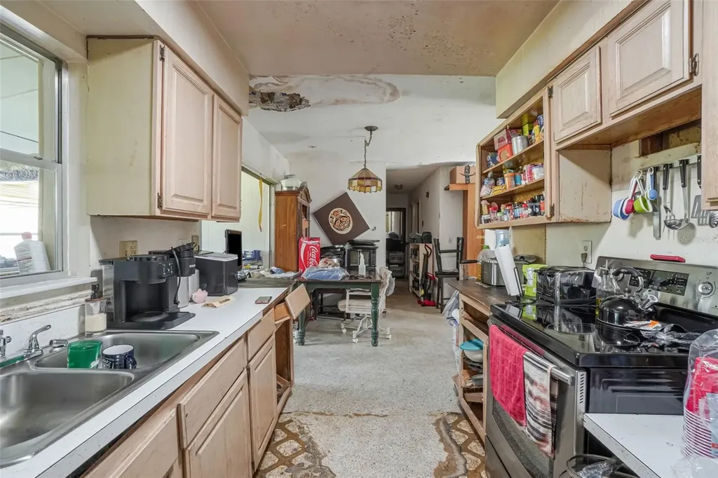260 Longwood Drive Osteen FL 32764