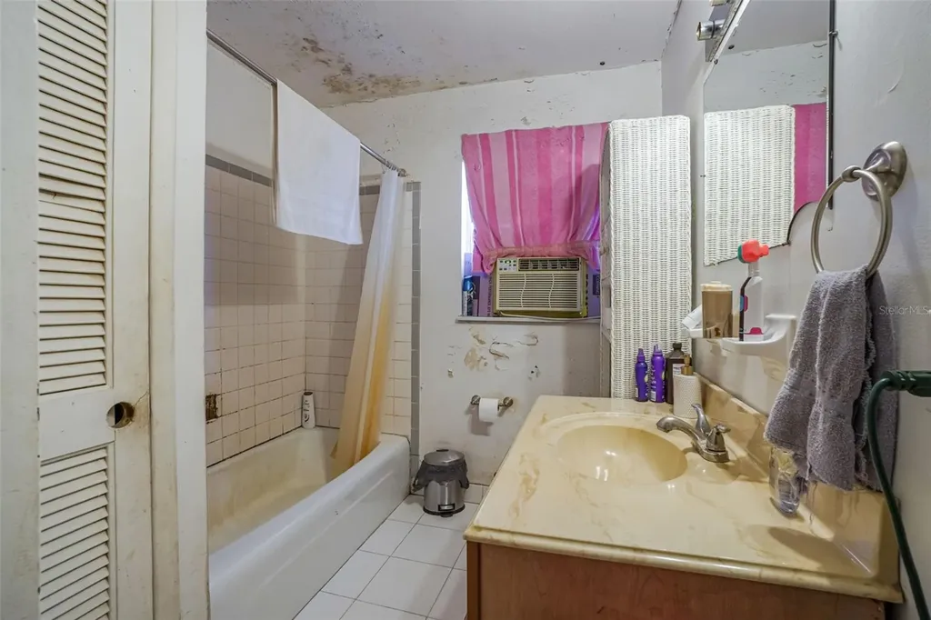 260 Longwood Drive Osteen FL 32764