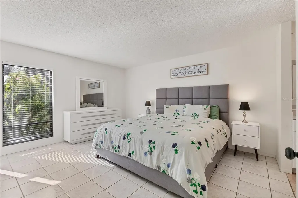 7203 Curtiss Avenue Sarasota FL 34231