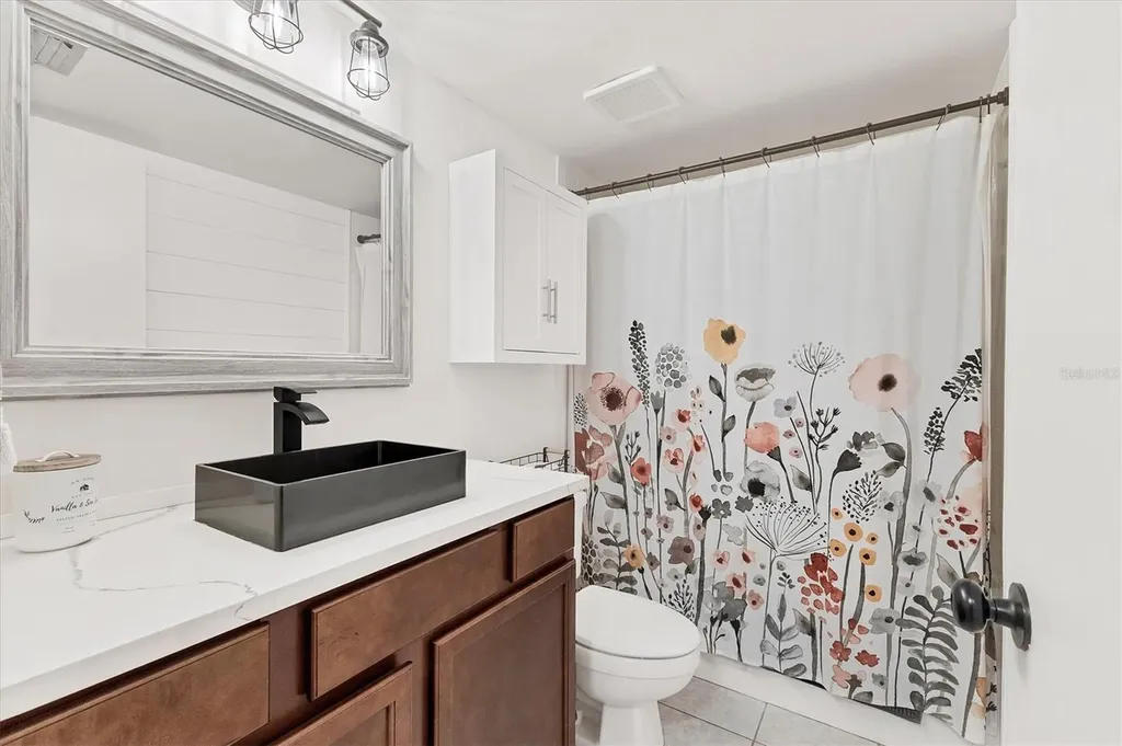 7203 Curtiss Avenue Sarasota FL 34231