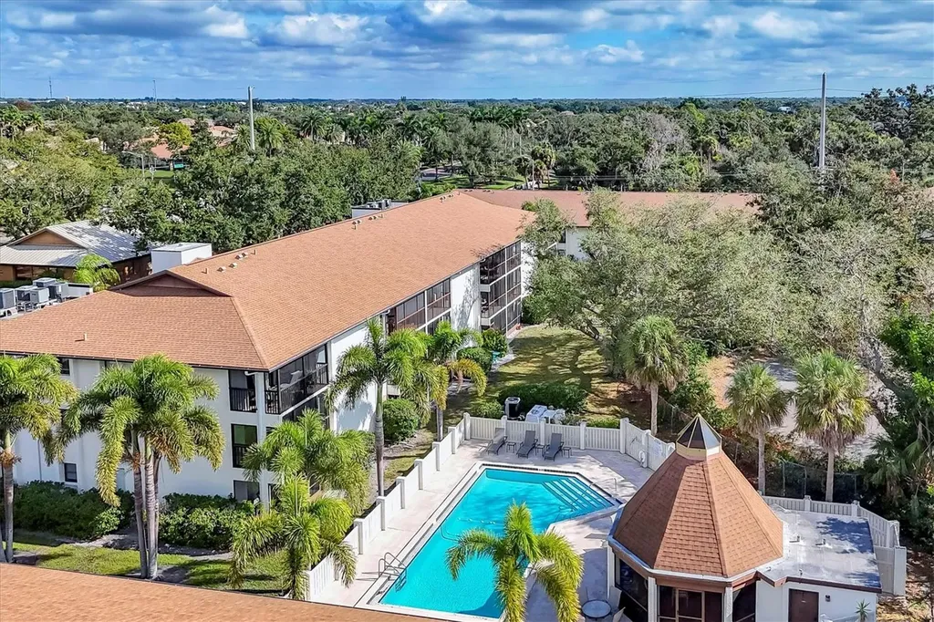7203 Curtiss Avenue Sarasota FL 34231