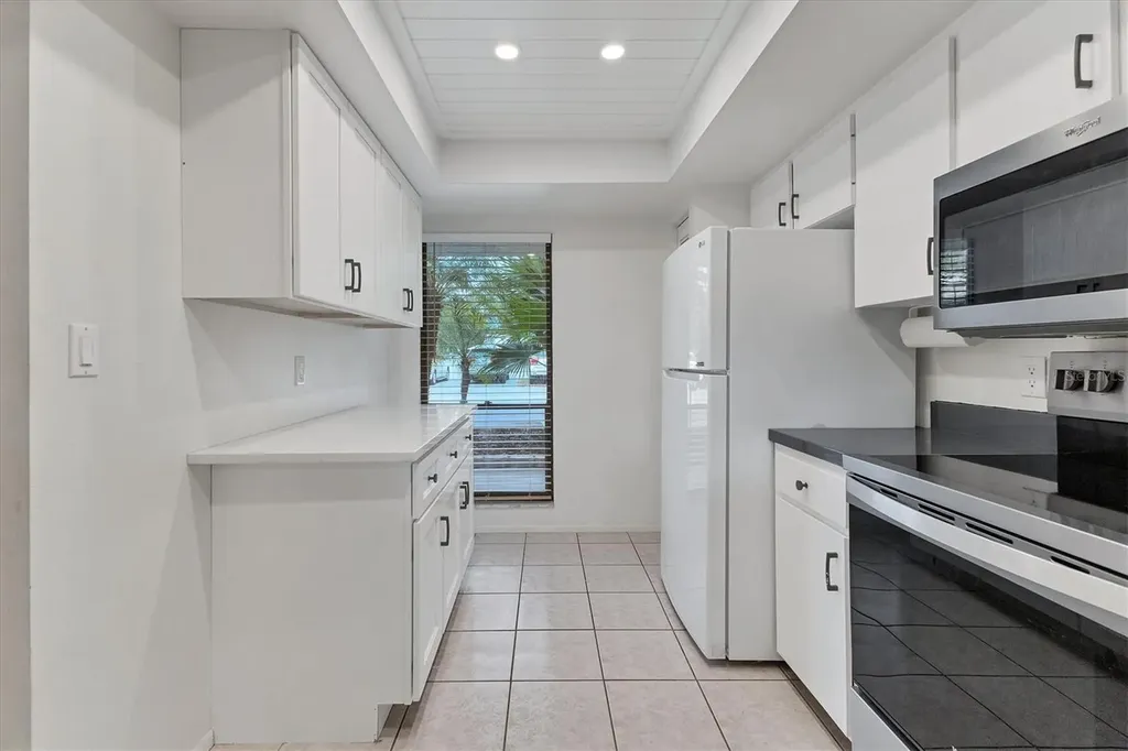 7203 Curtiss Avenue Sarasota FL 34231
