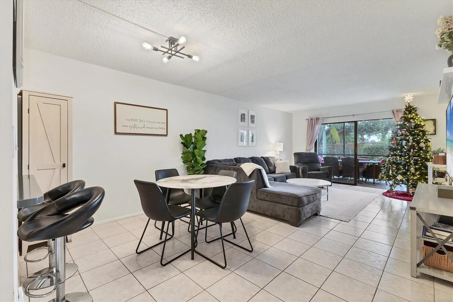 7203 Curtiss Avenue Sarasota FL 34231