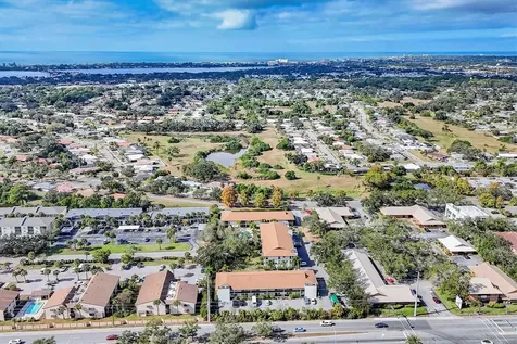 7203 Curtiss Avenue Sarasota FL 34231