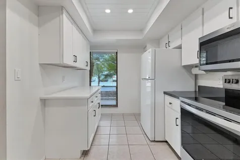 7203 Curtiss Avenue Sarasota FL 34231