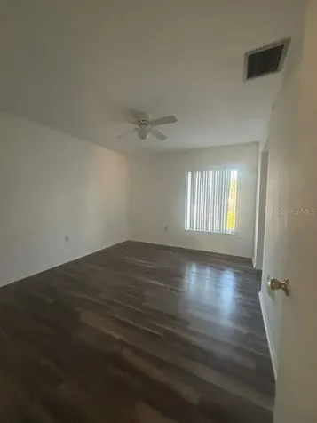 3824 N Lake Drive Tampa FL 33614