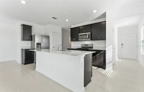 9024 Wildlight Trail Wildwood FL 34785