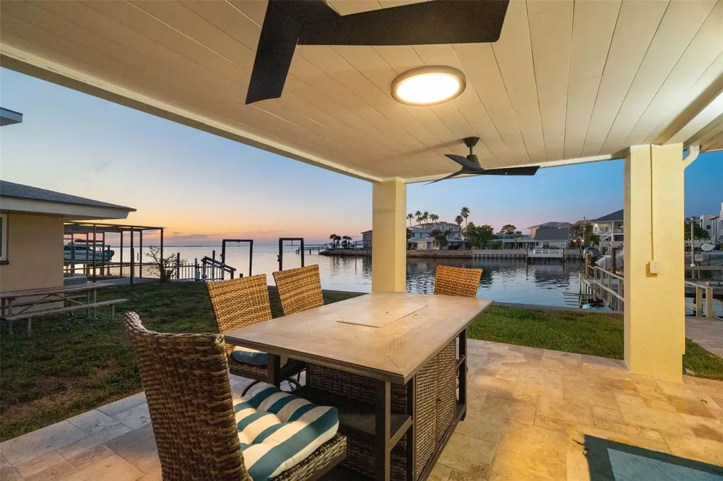 2288 Edythe Drive Dunedin FL 34698
