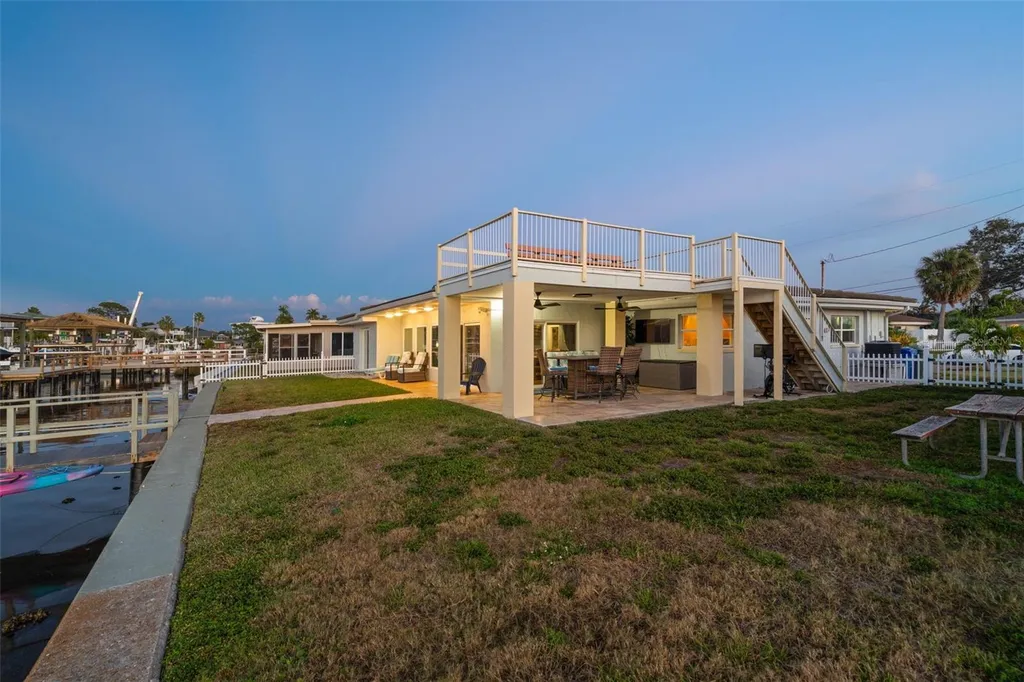 2288 Edythe Drive Dunedin FL 34698