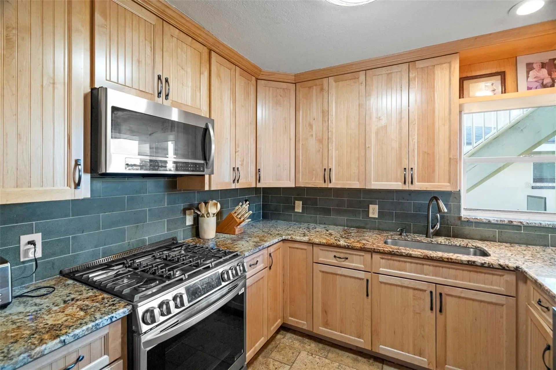 2288 Edythe Drive Dunedin FL 34698