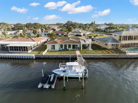 2288 Edythe Drive Dunedin FL 34698