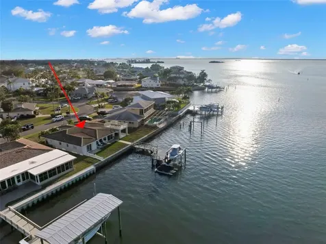 2288 Edythe Drive Dunedin FL 34698