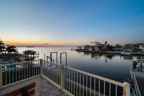 2288 Edythe Drive Dunedin FL 34698